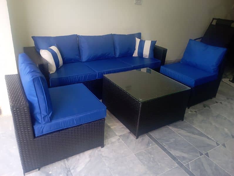 emaan traders ( a premium quality rattan furniture manufacturers) 4