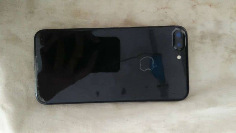 I phone 7plus 10/10 PTA 32GB  approved shine Black color 1