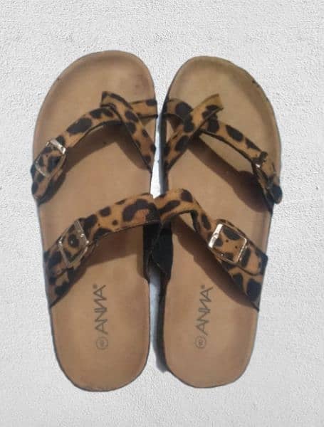 Anna branded leapord sandals 2