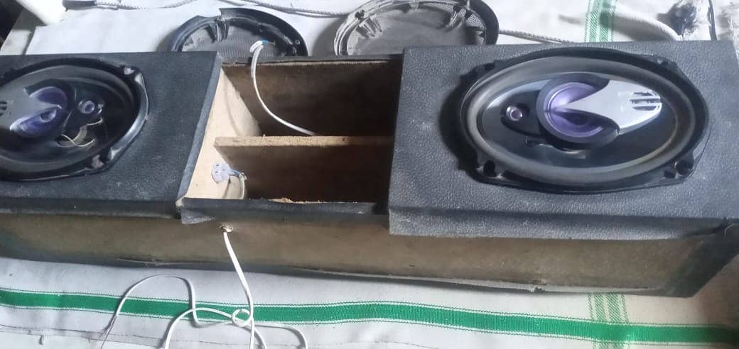 Almani speaker 3