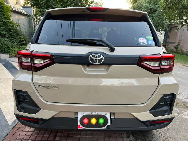 Toyota raize 2021/24 1