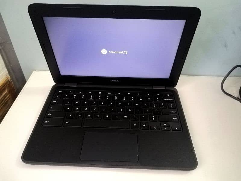 Dell Chromebook Laptop 3180 Like New Condition 1