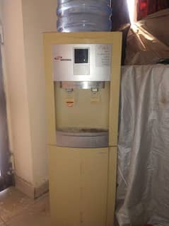 national company used but good condition. . full cooling plus full heat 0