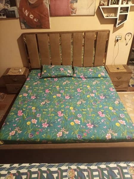 King Size Wooden Bed Set with Dressing 0