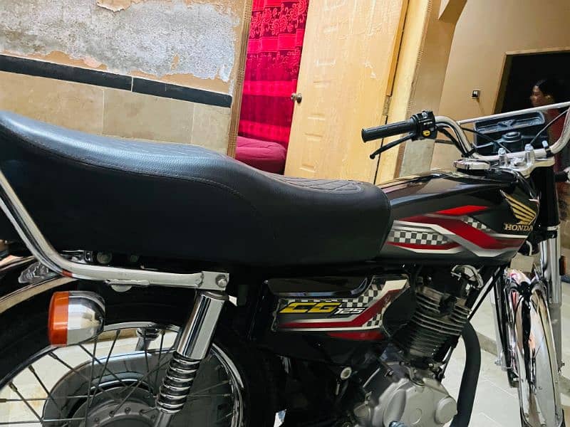 HONDA 125 ONLY FEW MONTHS USED 2