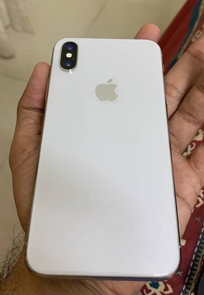 iPhone X (64 GB - PTA approved) 4