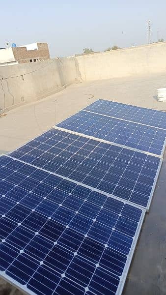 4 Solar panels 270watt with frame 1