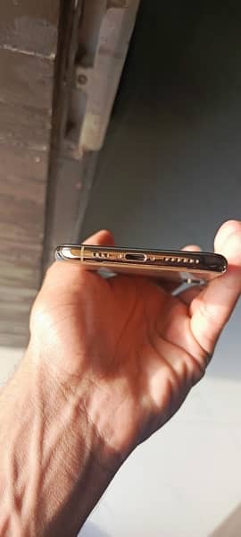Iphone XS Gold 3