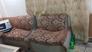 1 seater n 3seater sofa in Green Town Shah Faisal Colony