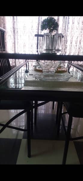 Dining table for sale 3
