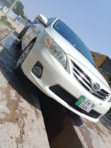 Toyota Corolla GLI 2013 1