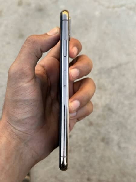 iphone xs max 6