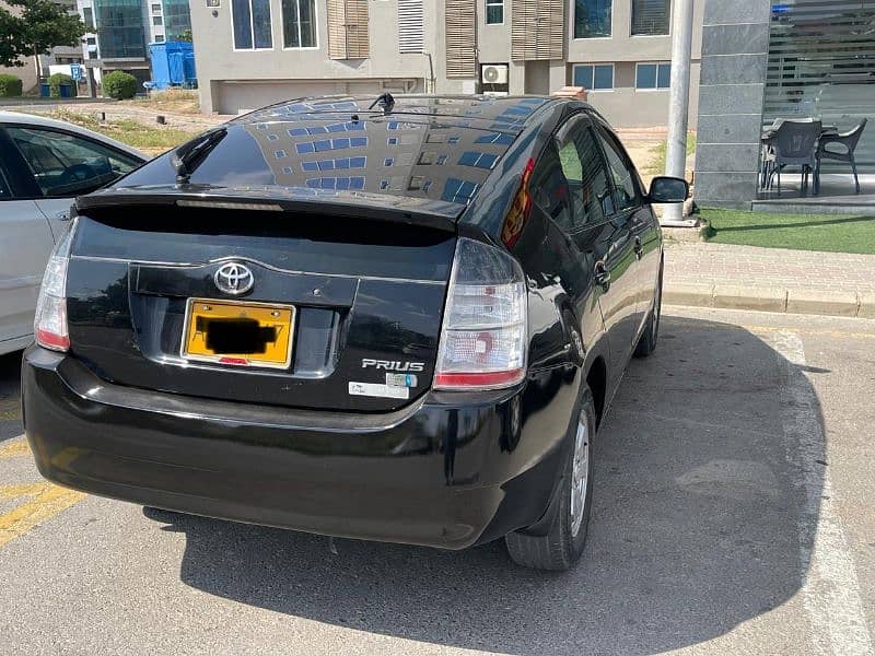 Toyota Prius G Touring  2007 model or , 2012 registerd bettry90+ 3
