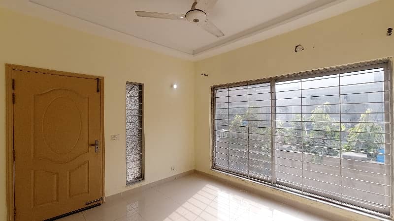 5 Marla Centrally Located House Available In Divine Gardens For Sale 8