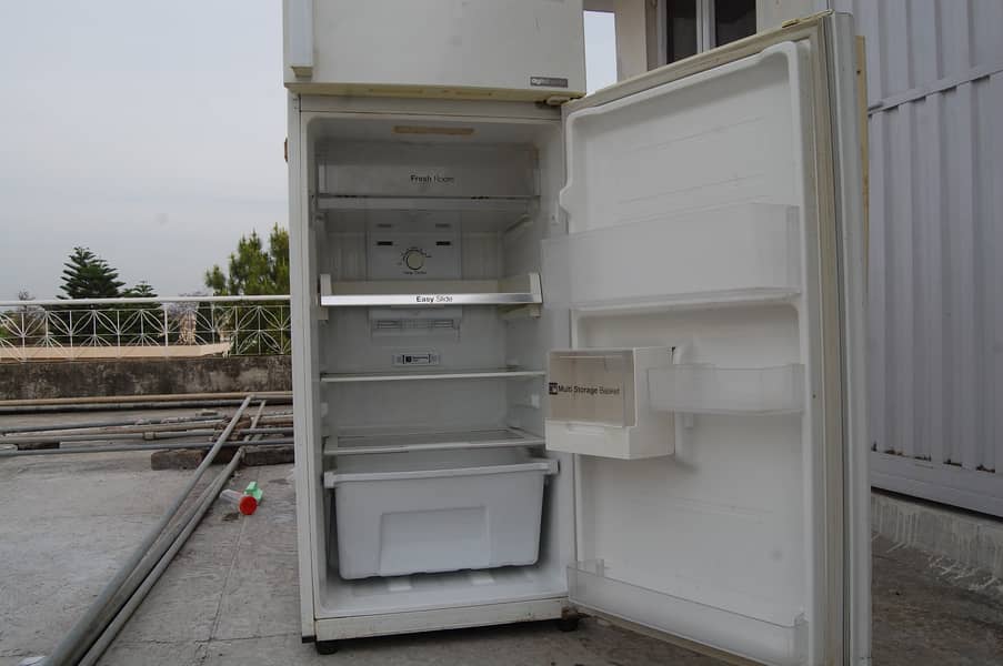 Samsung Classic Refrigerator 5