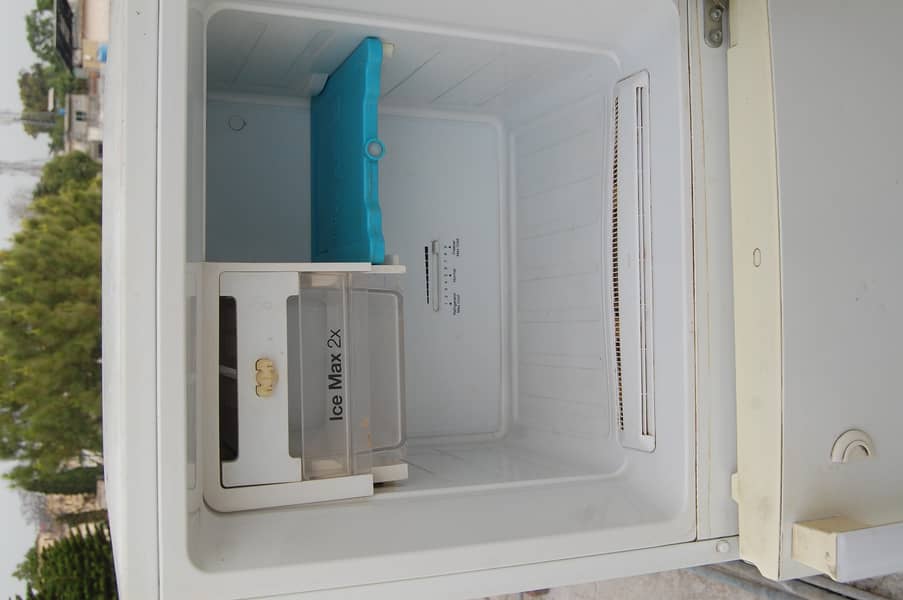 Samsung Classic Refrigerator 7