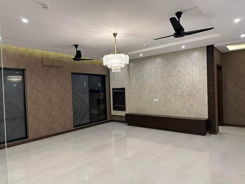 1 Kanal Ultra Luxury Designer House for Sale 6