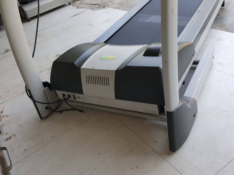 imported treadmill machines 3