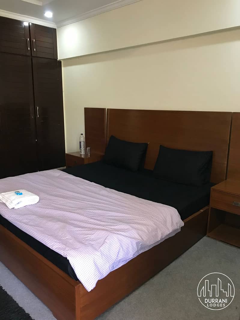 Rooms On Daily Basis Oppo F9 Park VIP Location Bunglaw  F10 Islamabad 3