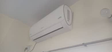 Kenwood   Air conditioner. 1 ton inverter