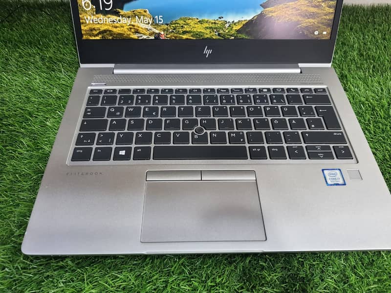HP EliteBook 830 G6 13.3" touch i7-8th Gen 1