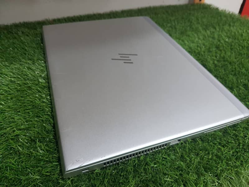 HP EliteBook 830 G6 13.3" touch i7-8th Gen 10