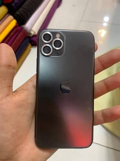 iPhone 11pro 64gb PTA Approved Dul water pack 10 by 10 condition lush