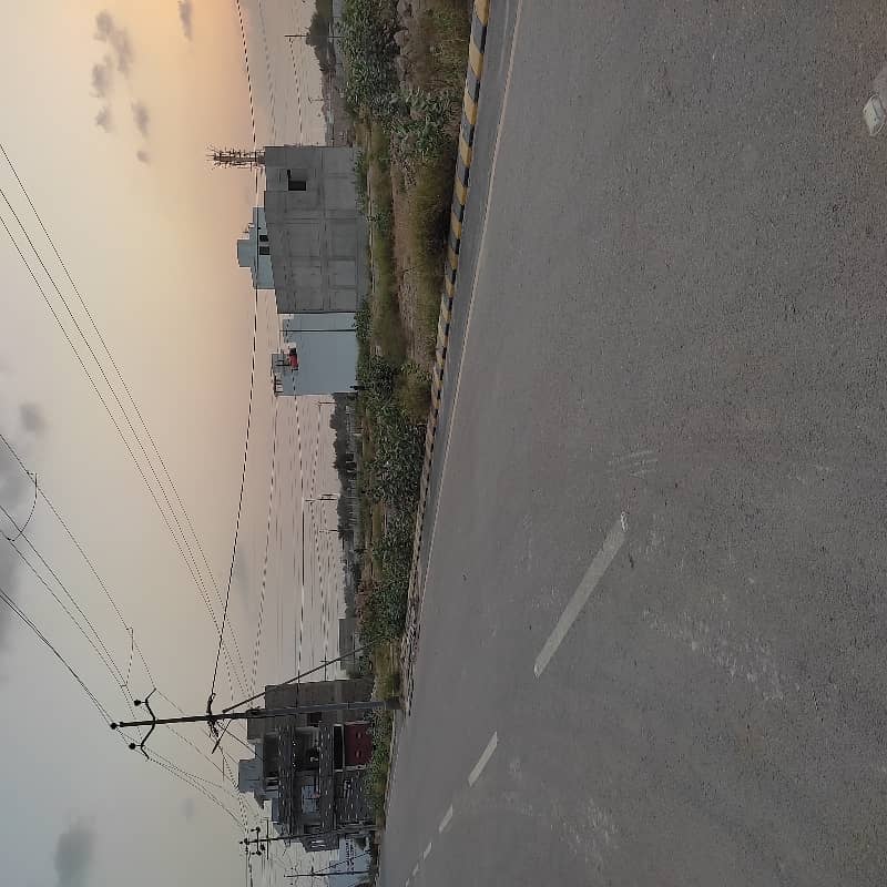 Punjabi phase 2 sector 50A plot for sale 120 square yards 7
