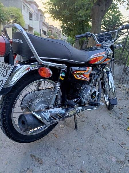 Honda 125 model 2022 New Condition All Punjab number 8