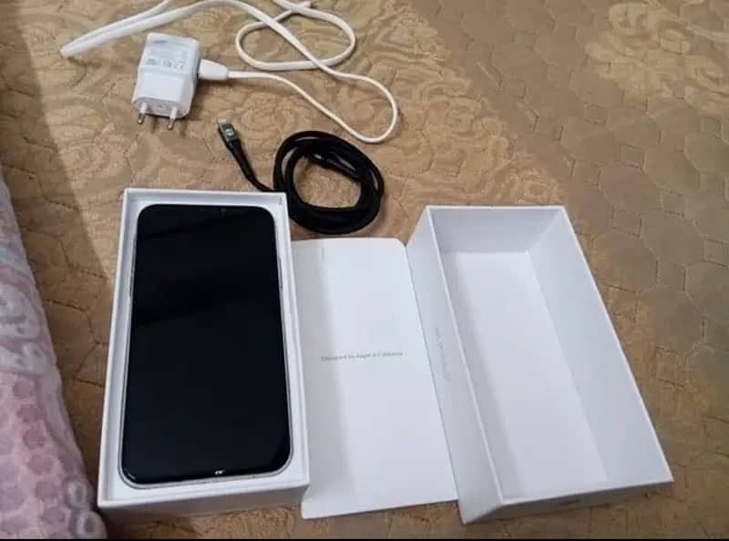 iPhone X with box charger for sale in cheap price 2