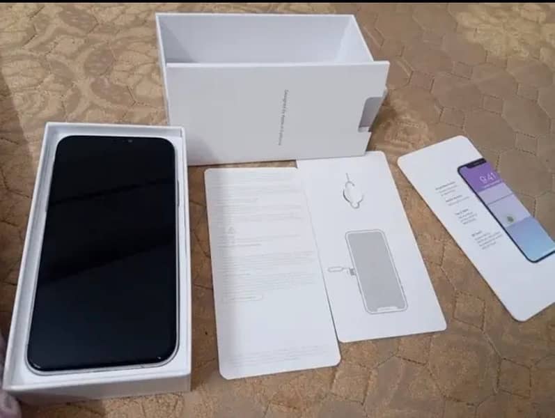 iPhone X with box charger for sale in cheap price 3