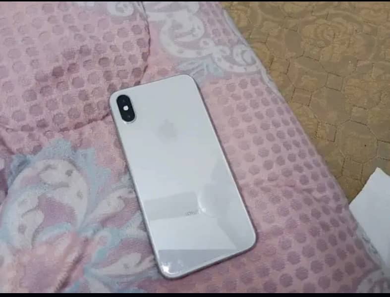 iPhone X with box charger for sale in cheap price 7