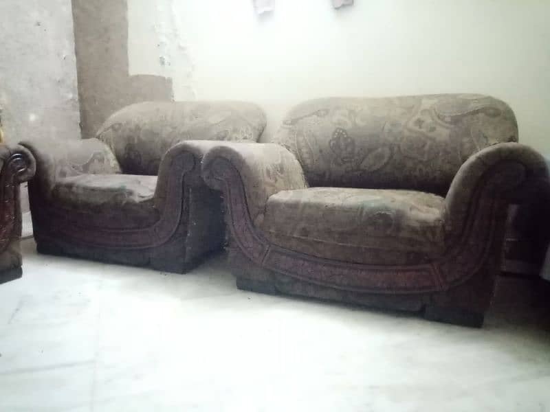 4 seater sofa 3