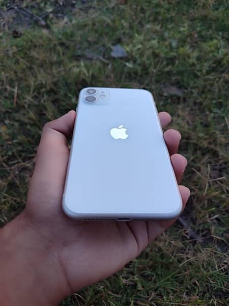 Iphone 11 For sale……+923206918542 3