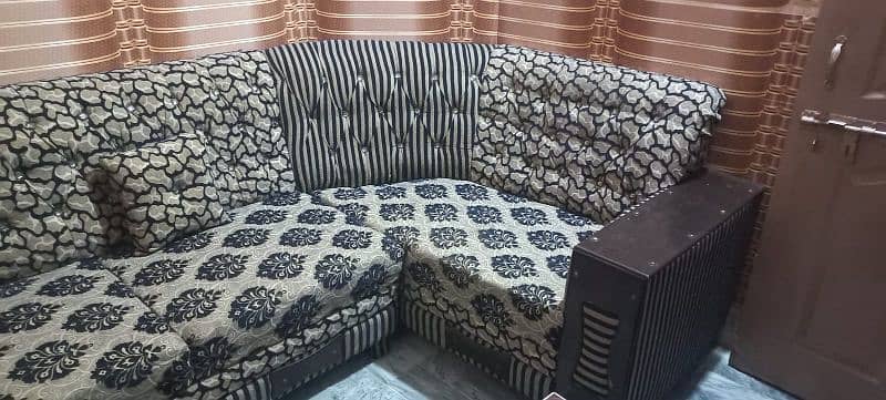 l shaped sofa for sale good condition 2