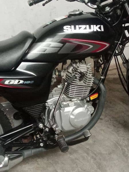 Suzuki GD110S 8