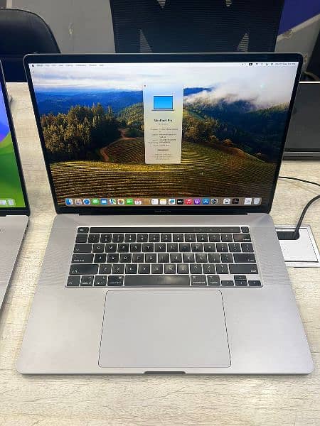 MacBook Pro 16-inch (2019) 2