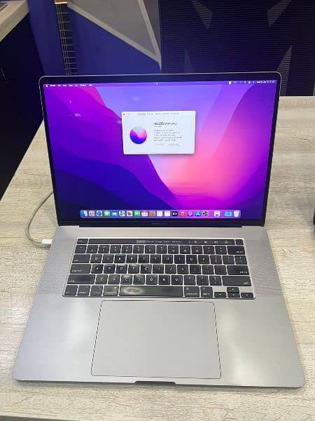 MacBook Pro 16-inch (2019) 3