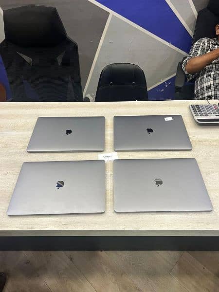 MacBook Pro 16-inch (2019) 6