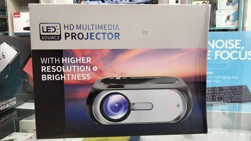 Projector branded 7