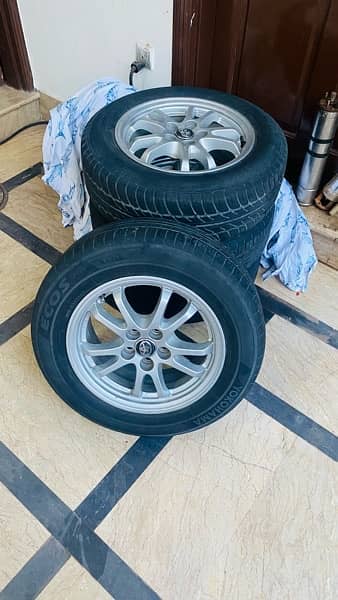 R15 Rims n tyres for sale for Toyota car 5nuts 100pcd 2