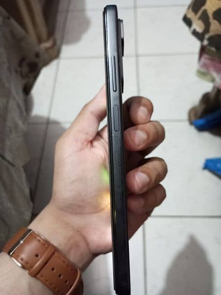 Redmi note 11 pro for sale or exchange possible 1