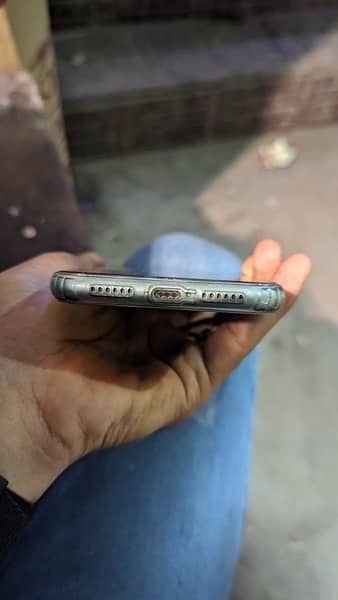 iphone 11 PTA Approved 128gb 1
