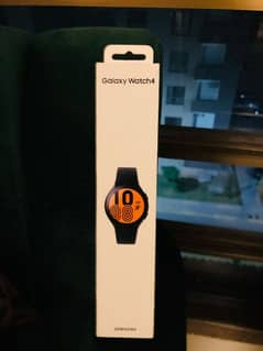 Pin pack Brand New Original Samsung watch 4 with seal intact!