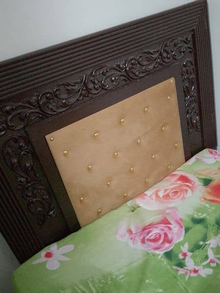 single bed used only 2 months new condition 1