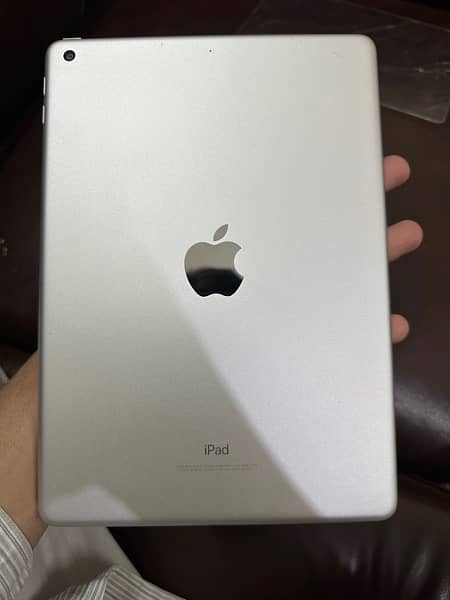 Ipad 6th Generation 128gb 3