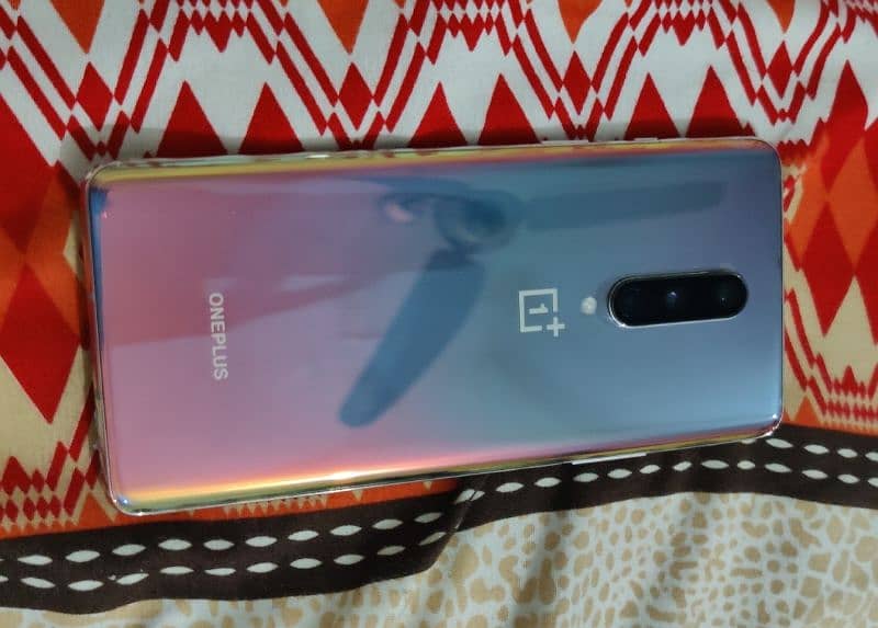 OnePlus 8 12/256 with 10/10 condition 3