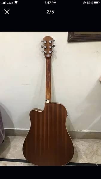 Jumbo size Acoustic Guitar 1