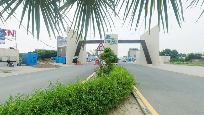 10 Marla On Ground Plot For Sale - In Etihad Town Phase 1 7