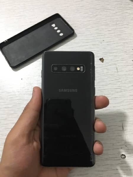 Samsung galaxy S 10  8 by 128 patch ho jye ga 1500 k 1